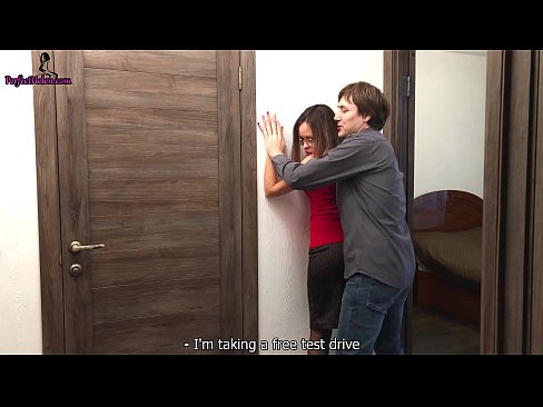 ❤️ Сексапилен брокер на недвижими имоти чувствено дърпа путката си и се чука, докато продава апартамента си - Krempai ❤️ Красиво порно в bg.javdoe.top ❤